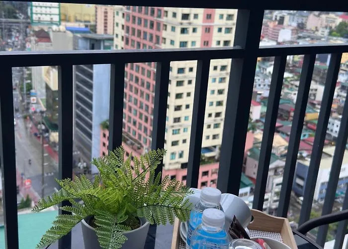 Hotel Escape *