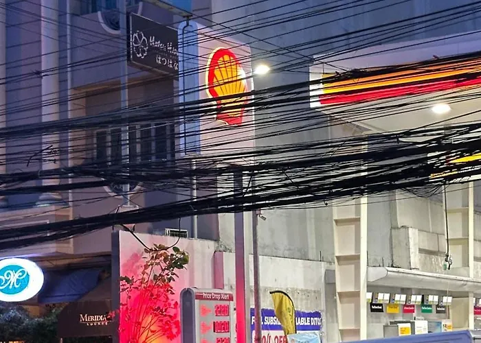 Escape * Manila
